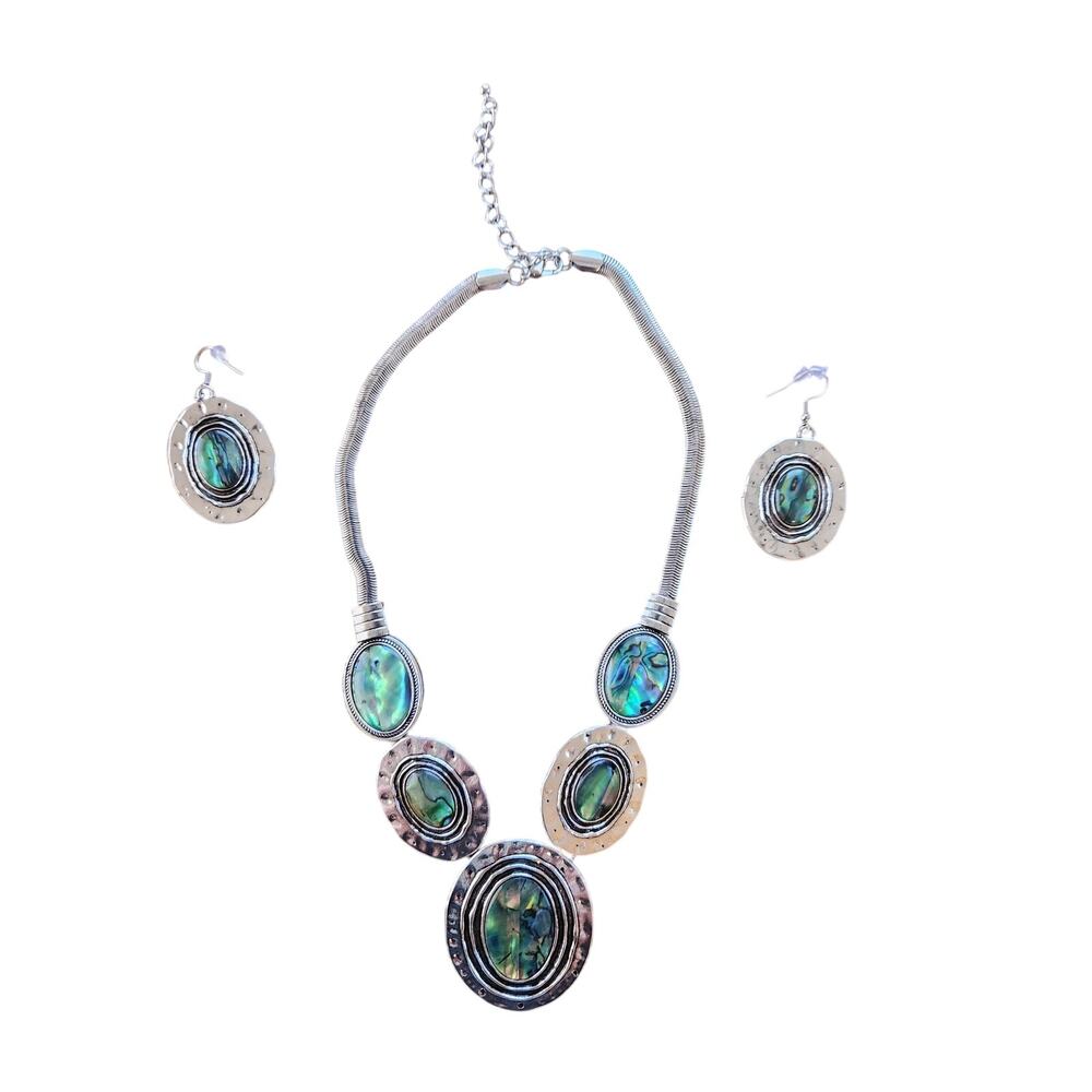 Hammered silvertone necklace earrings set Abalone southwest boho